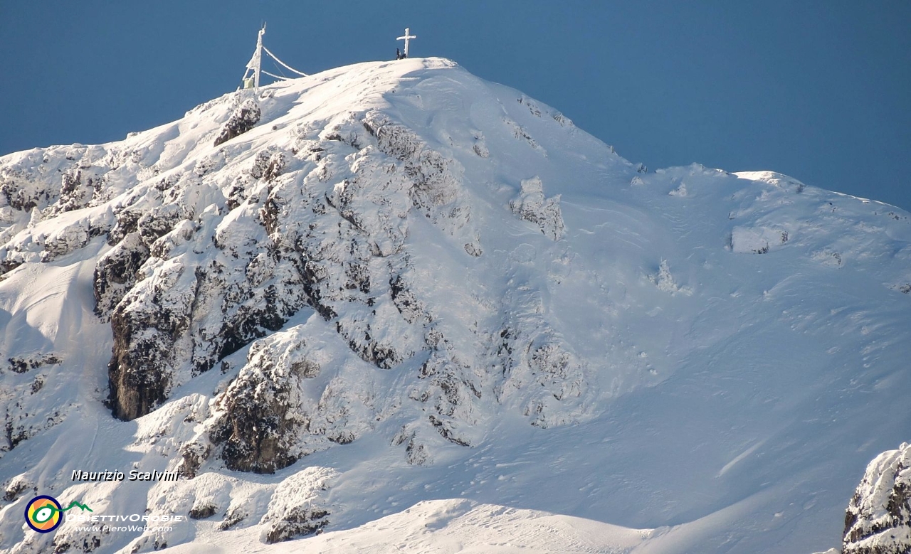 23 Vetta del Venturosa, quanta neve..!!.JPG